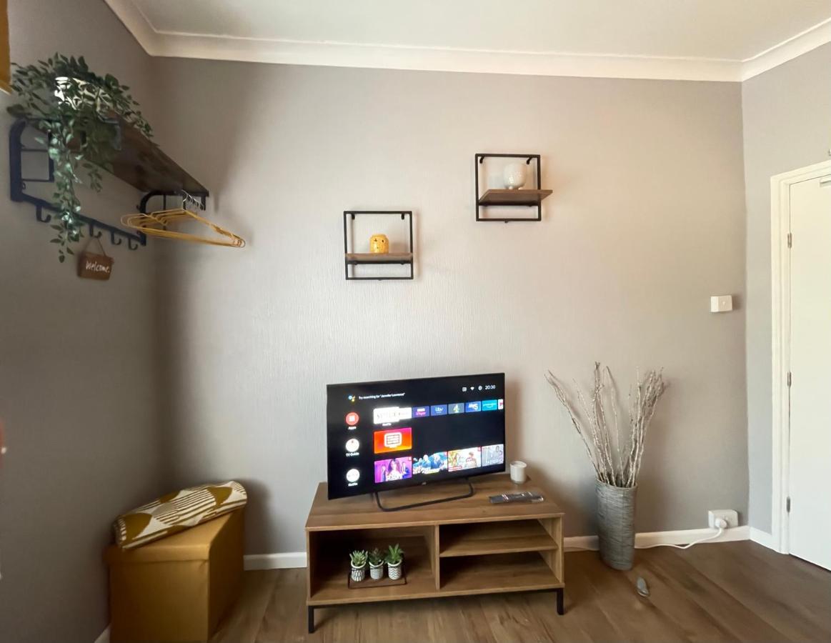 Westend Holiday Room 4 Брекън Екстериор снимка